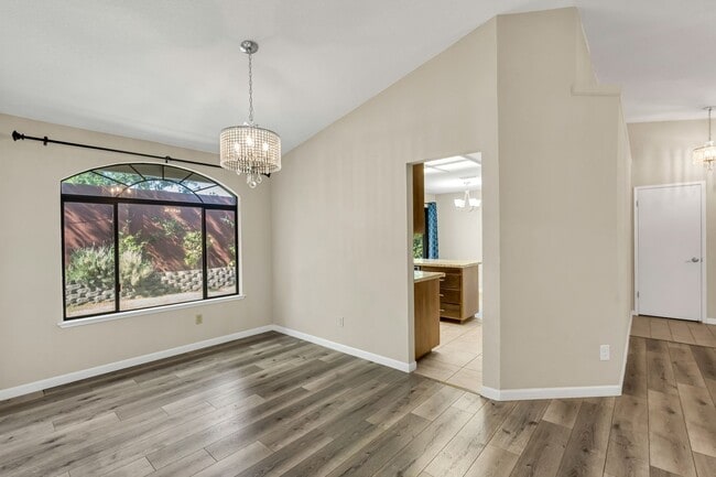 Building Photo - Charming 3BR House in Antelope