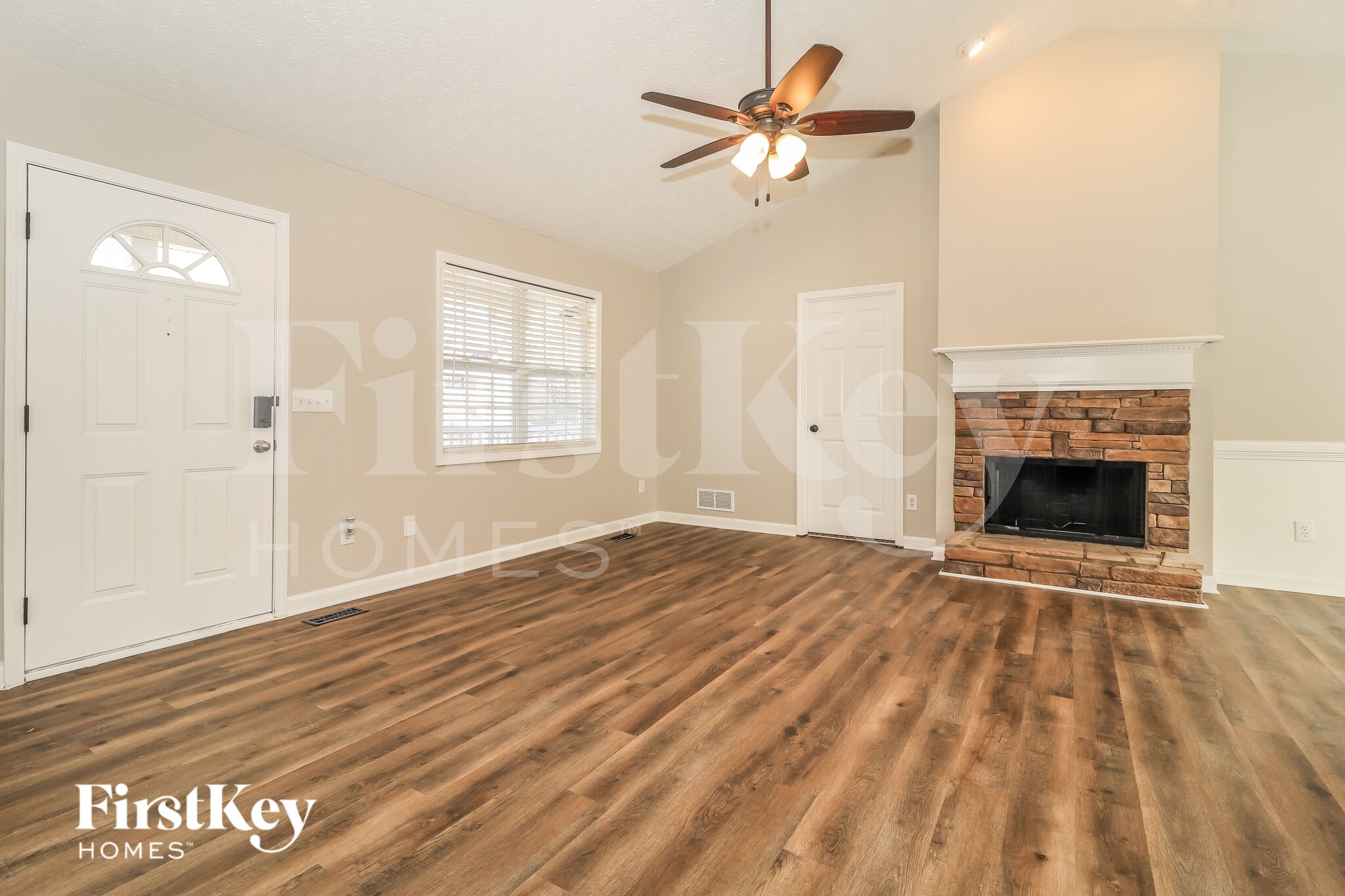 Building Photo - 333 Fairview Oak Pl