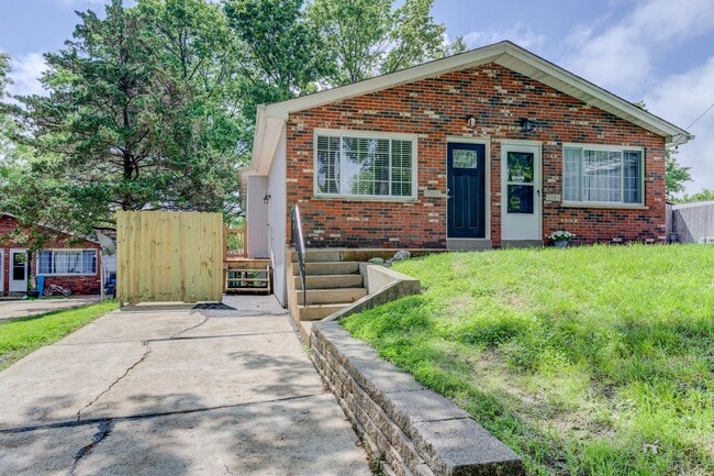 Building Photo - Brand New Renovated 2 bedroom in Arnold