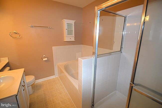 Building Photo - 21774 Kings Crossing Terrace