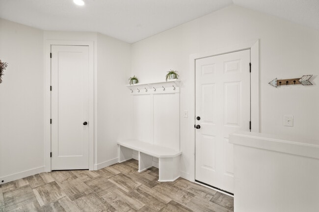 Building Photo - 4253 Picket Wy