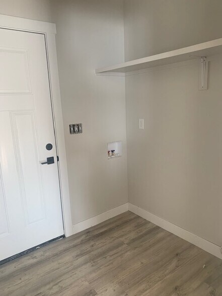 Building Photo - 3425 34th St W