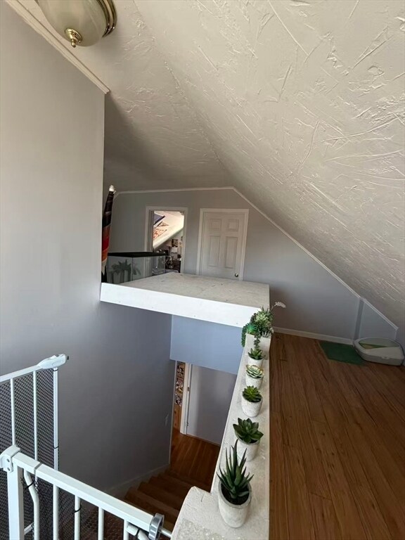 Building Photo - 34 Cross St