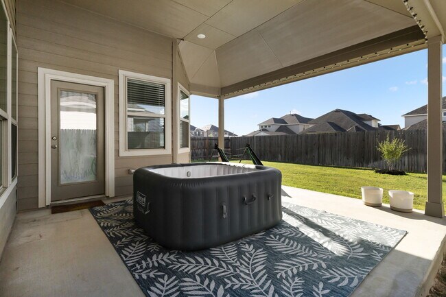 Building Photo - 12528 Gunsbach Wy