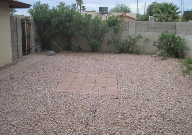 Building Photo - "Spacious 6-Bed, 6-Bath Gem in Tempe – Ideal for Comfort and Style!"