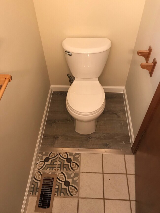 Building Photo - 151 Henry Sledd Rd