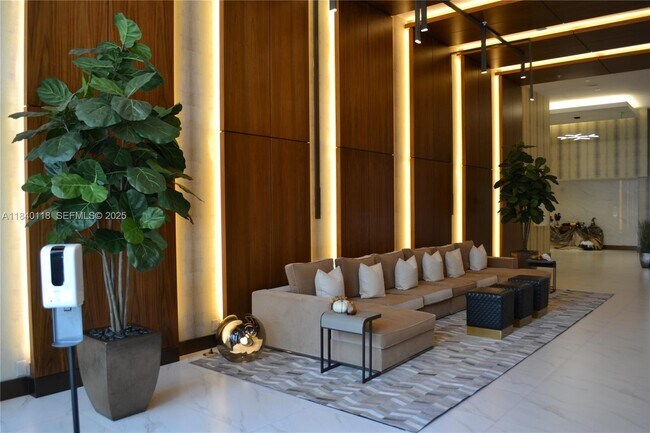 Building Photo - 2960 NE 207th St