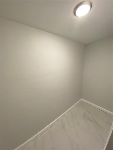 Building Photo - 430 Delaware St