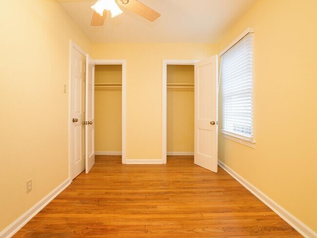 Building Photo - 1409 Winnie St