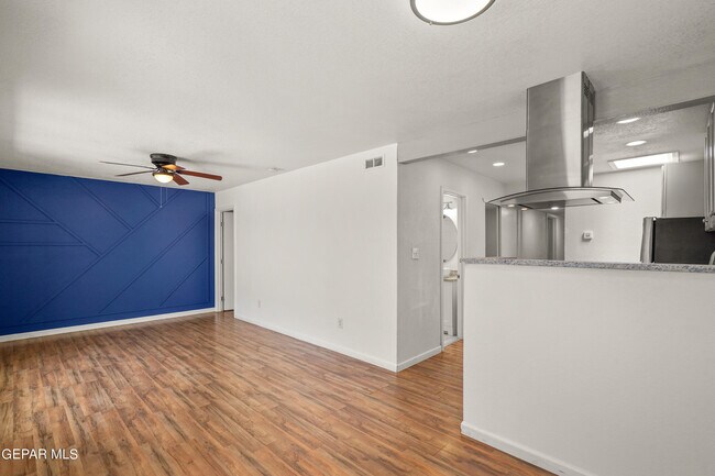 Building Photo - 3609 Fillmore Ave