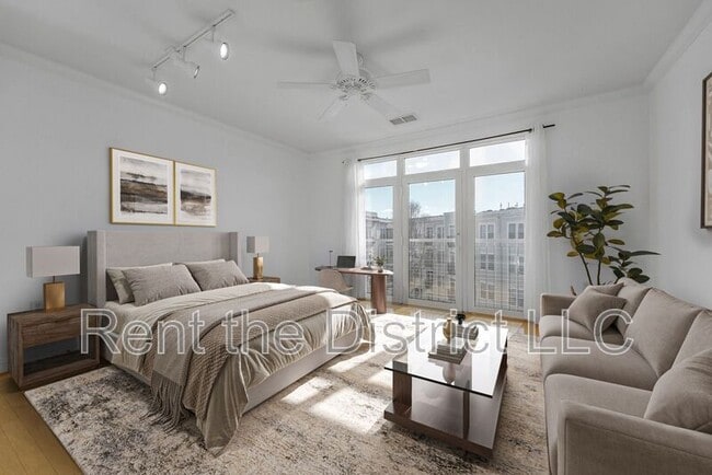 Building Photo - 1391 Pennsylvania Ave. SE