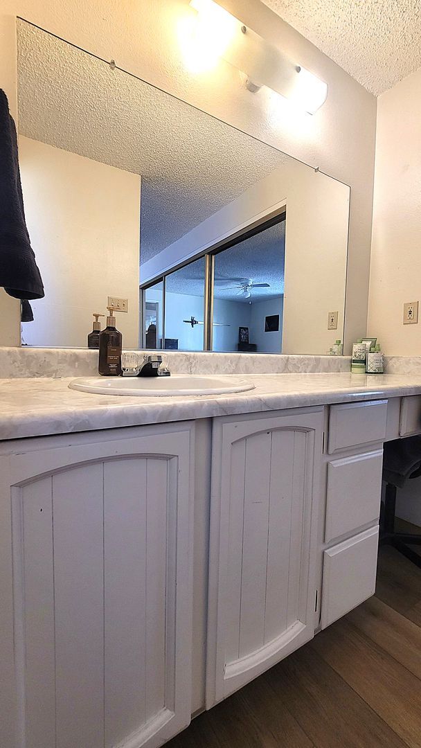 Building Photo - COMING SOON!!!! Gorgeous 3 Bed Home in Donner Springs!!!!