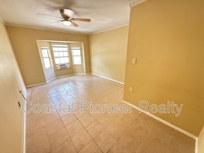 Building Photo - 1009 Marlene Dr