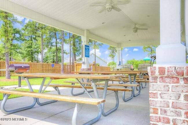 Building Photo - 3 Bedroom home in the highly amenitized Windsor Park!