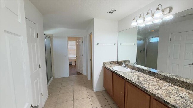 Building Photo - 2255 Sheboygan Pl