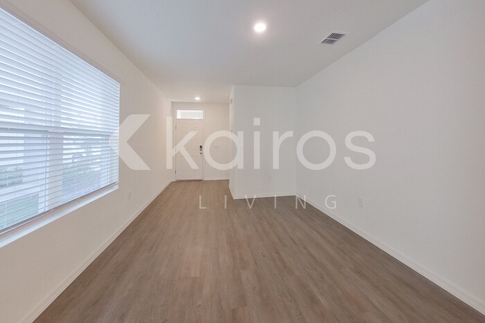 Building Photo - 32142 Katelin Cir