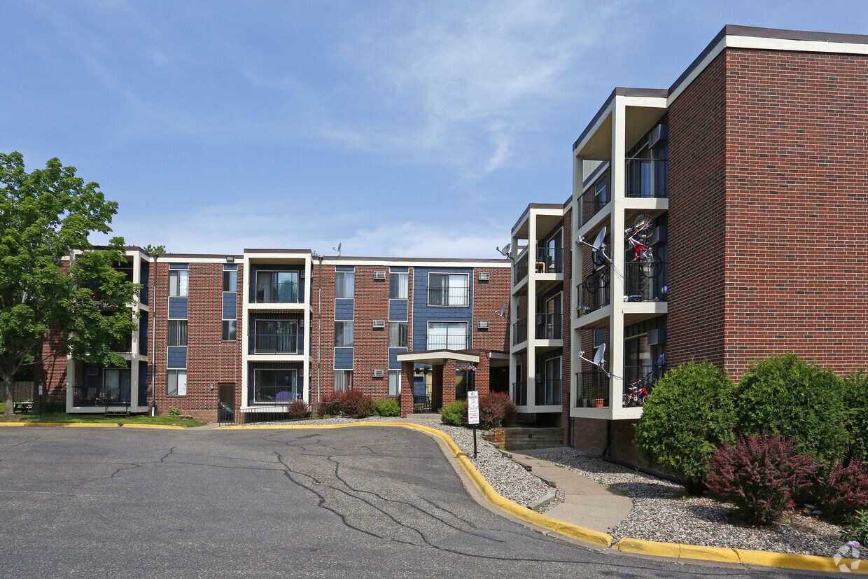 Century Ridge Maplewood