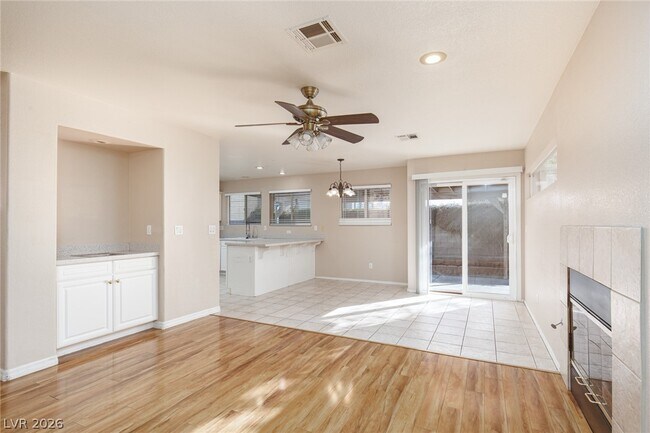 Building Photo - 3704 Mountain Waters St