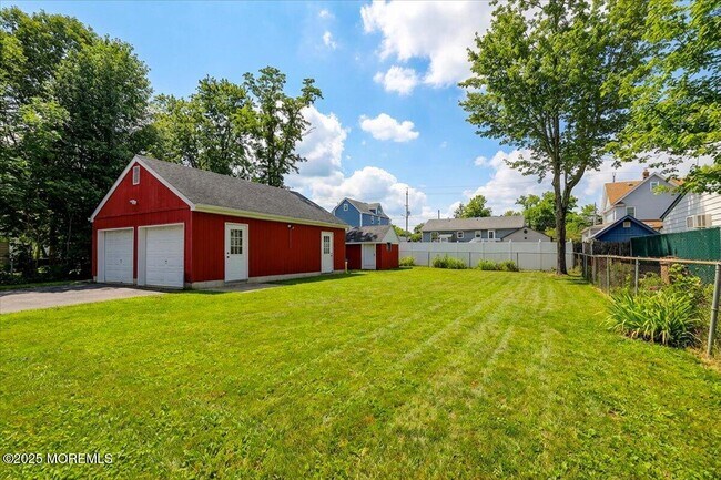 Building Photo - 28 Sedgwick St