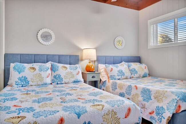 Building Photo - 19530 Gulf Blvd