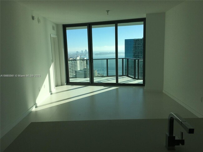 Building Photo - 1300 S Miami Ave