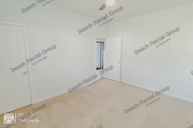 Building Photo - 3500 Cornflower Wy