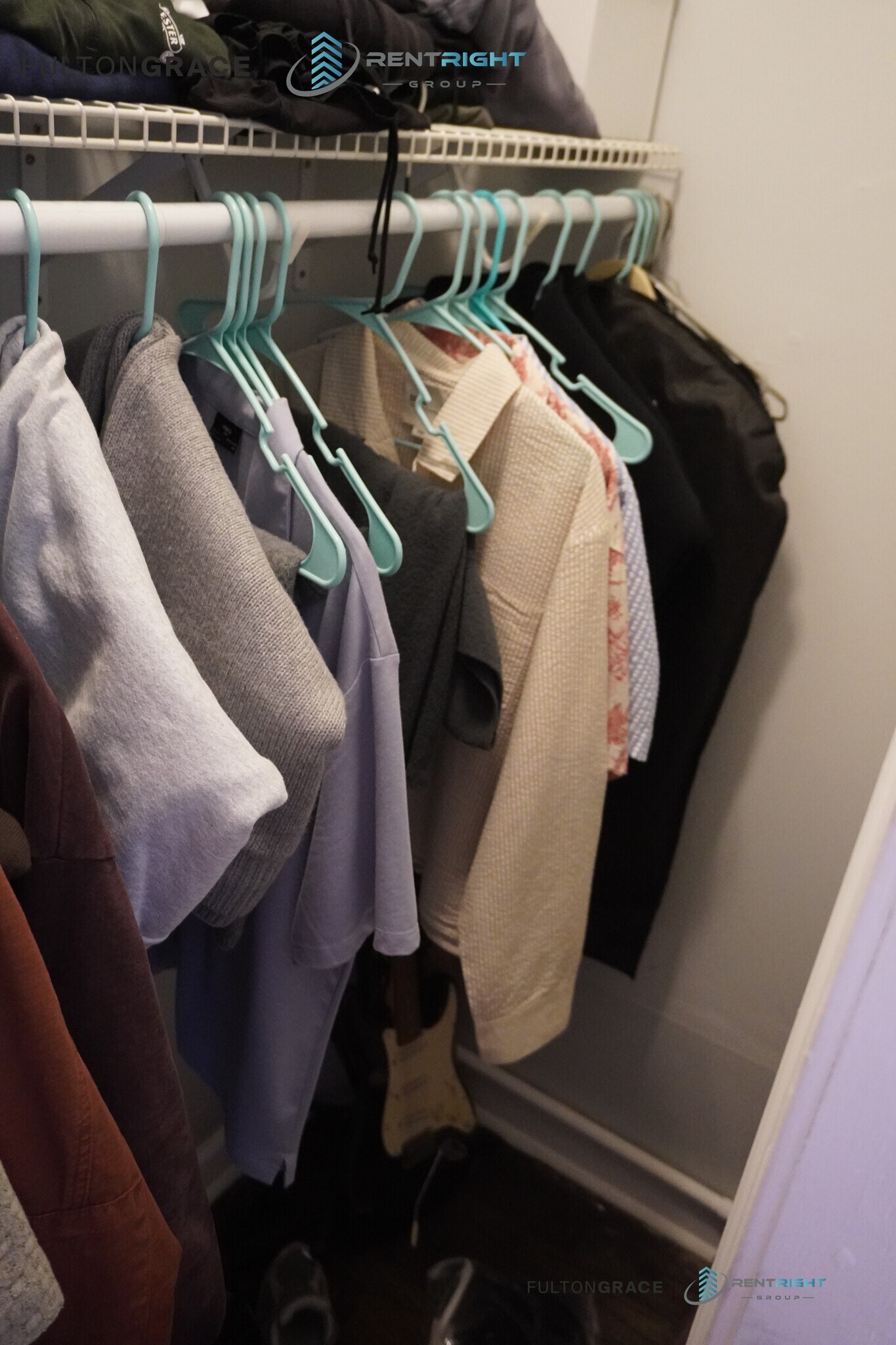 Building Photo - 2652 W 23rd Pl