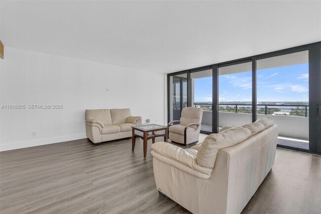 Building Photo - 3589 S Ocean Blvd