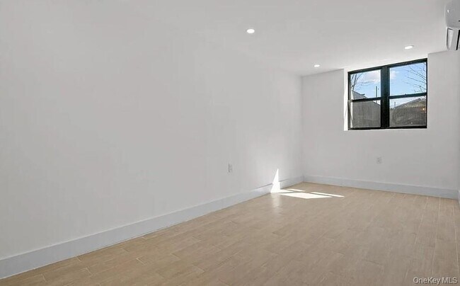 Building Photo - 9512 Avenue B