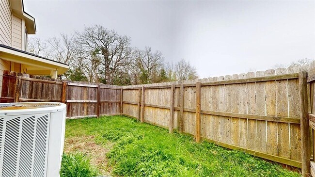 Building Photo - 454 Chimney Hill Dr