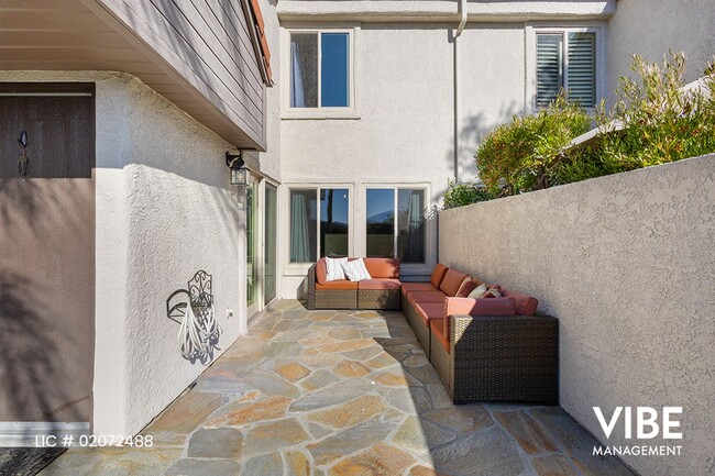 Building Photo - LOCATION, LOCATION, LOCATION!!!! "Hidden Canyon" w/ MOUNTAIN & SUNSET VIEWS