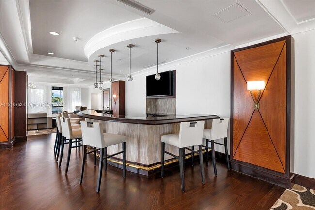 Building Photo - 610 W Las Olas Blvd