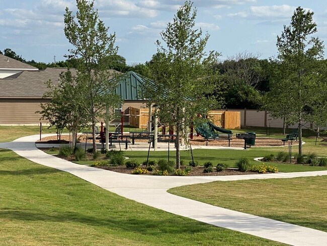 Building Photo - 1008 Riverdale Cove