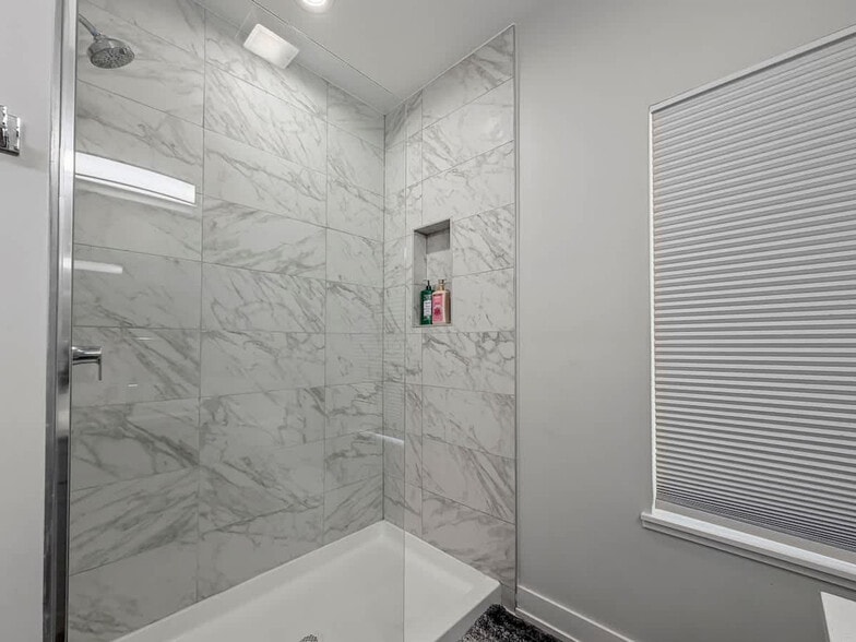 Building Photo - 28411 Torch Pkwy