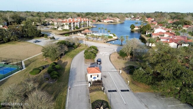 Building Photo - 4632 Corrientes Cir N