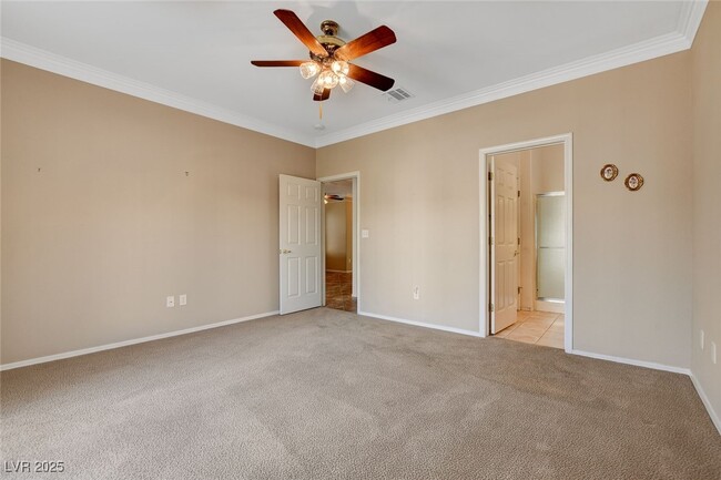 Building Photo - 576 Carmel Mesa Dr