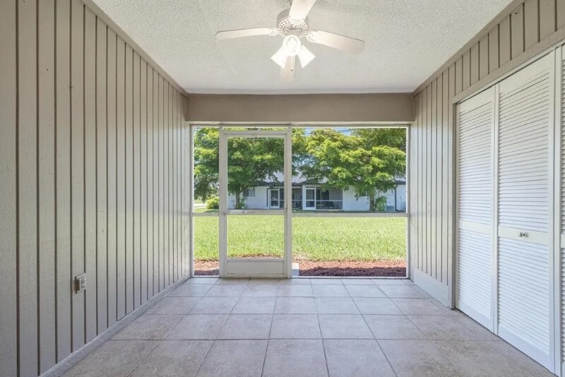 Building Photo - 628 SE 13th St