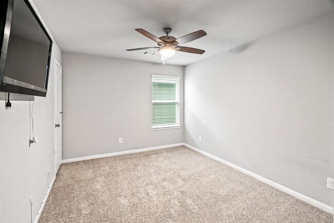 Building Photo - 208 Shelby Meadow Dr