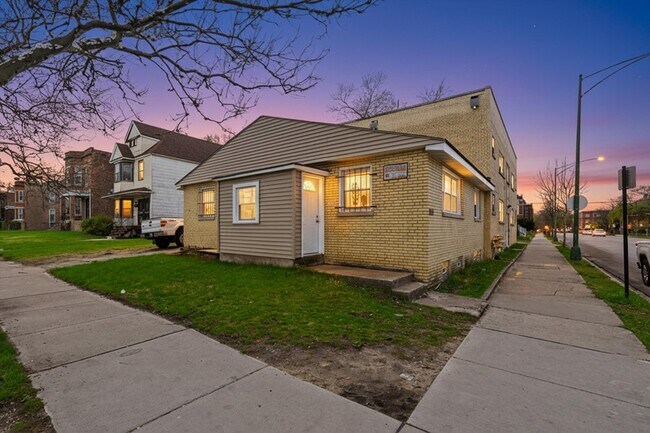 Building Photo - 7600 S Marquette Ave