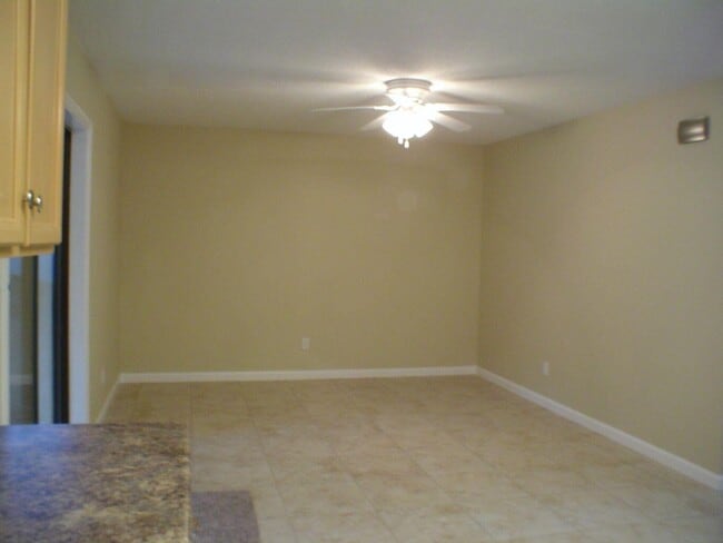 Building Photo - 205 Benning Dr
