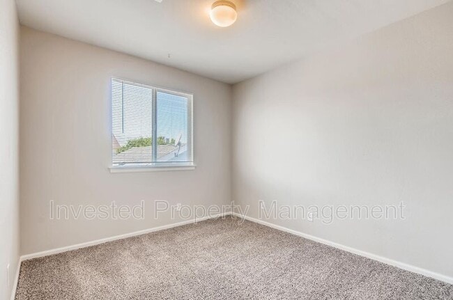 Building Photo - 5793 Ceylon St