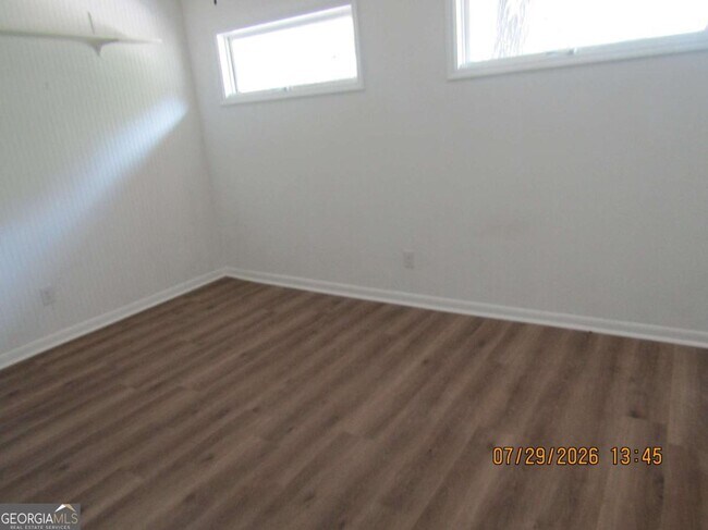 Building Photo - 513 Juniper Way