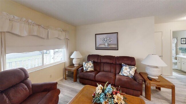 Building Photo - 8592 SW 91 St