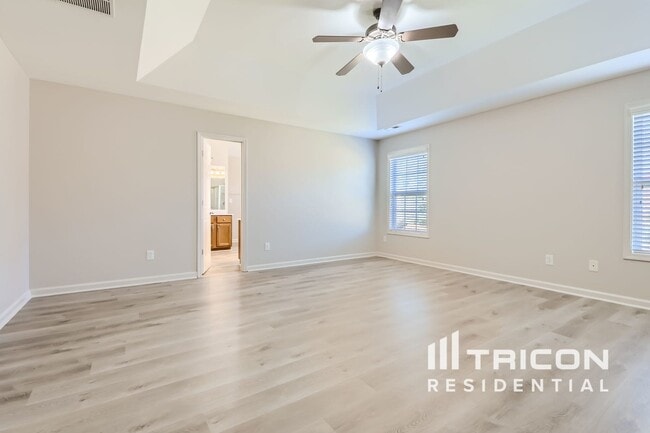 Building Photo - 129 Keswick Manor Dr