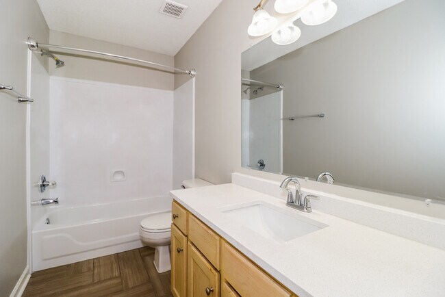 Building Photo - 4713 Shadow Field Ln