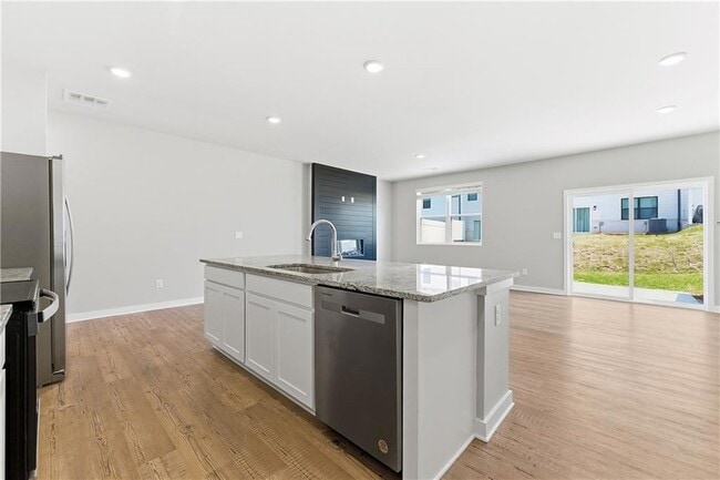 Building Photo - 1905 Westwind St