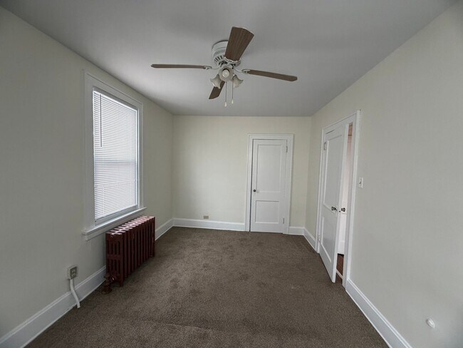 Building Photo - 6611 Kennedy Ave