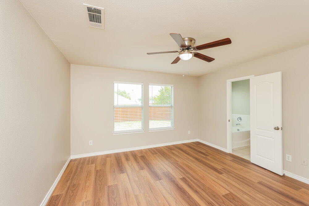 Building Photo - 2114 Rose May Dr