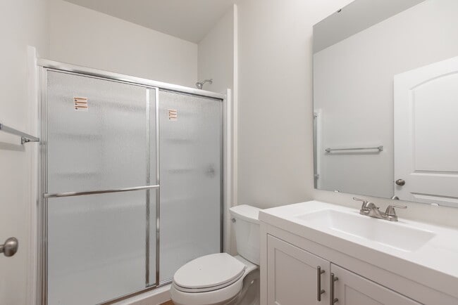 Building Photo - 211 Harmony Mdws Ct
