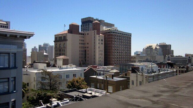 Building Photo - 901 Bush St
